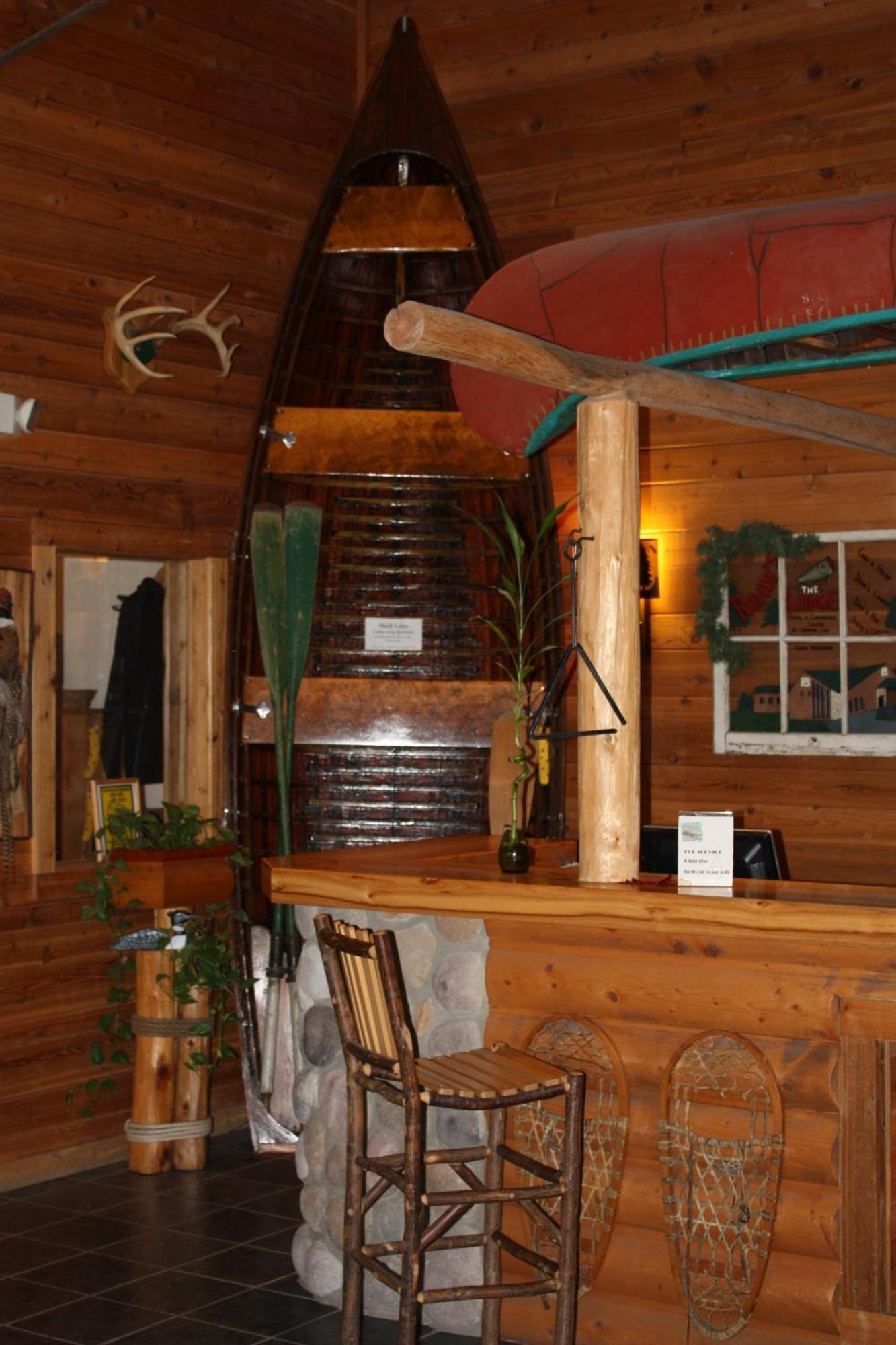 The Lodge At Crooked Lake Siren Exterior photo